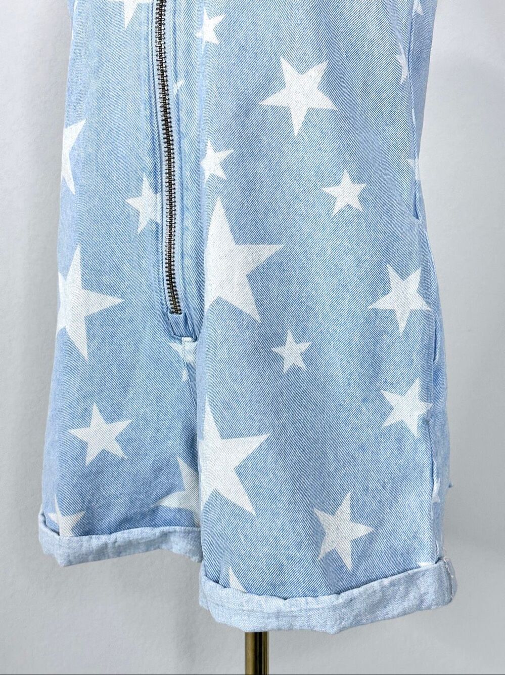 Show Me Your Mumu Reno Star Print Denim Romper Small Western Festival - Picture 9 of 16